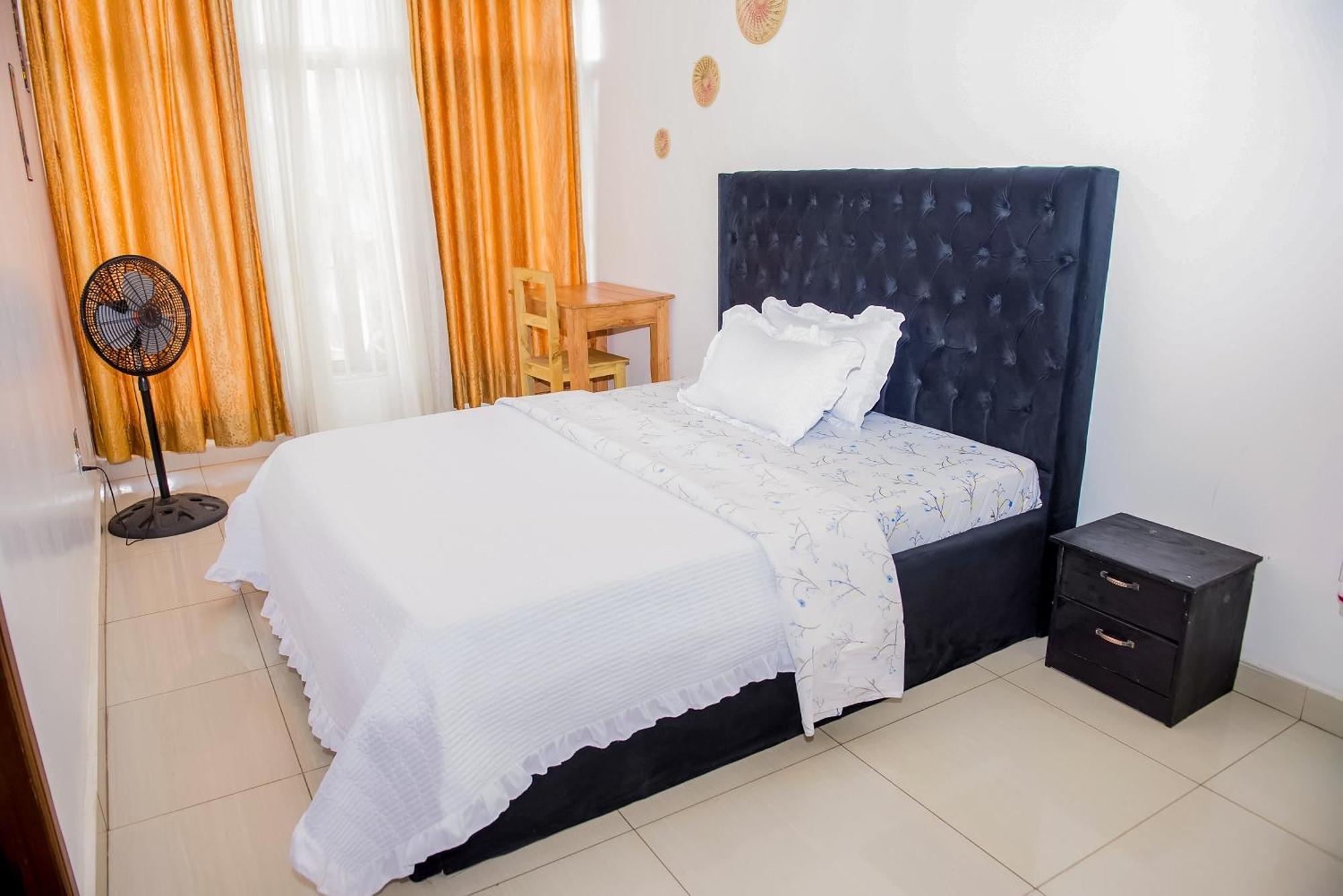 Adriel Homes Apartment Woodland Center Kigali Ngoại thất bức ảnh