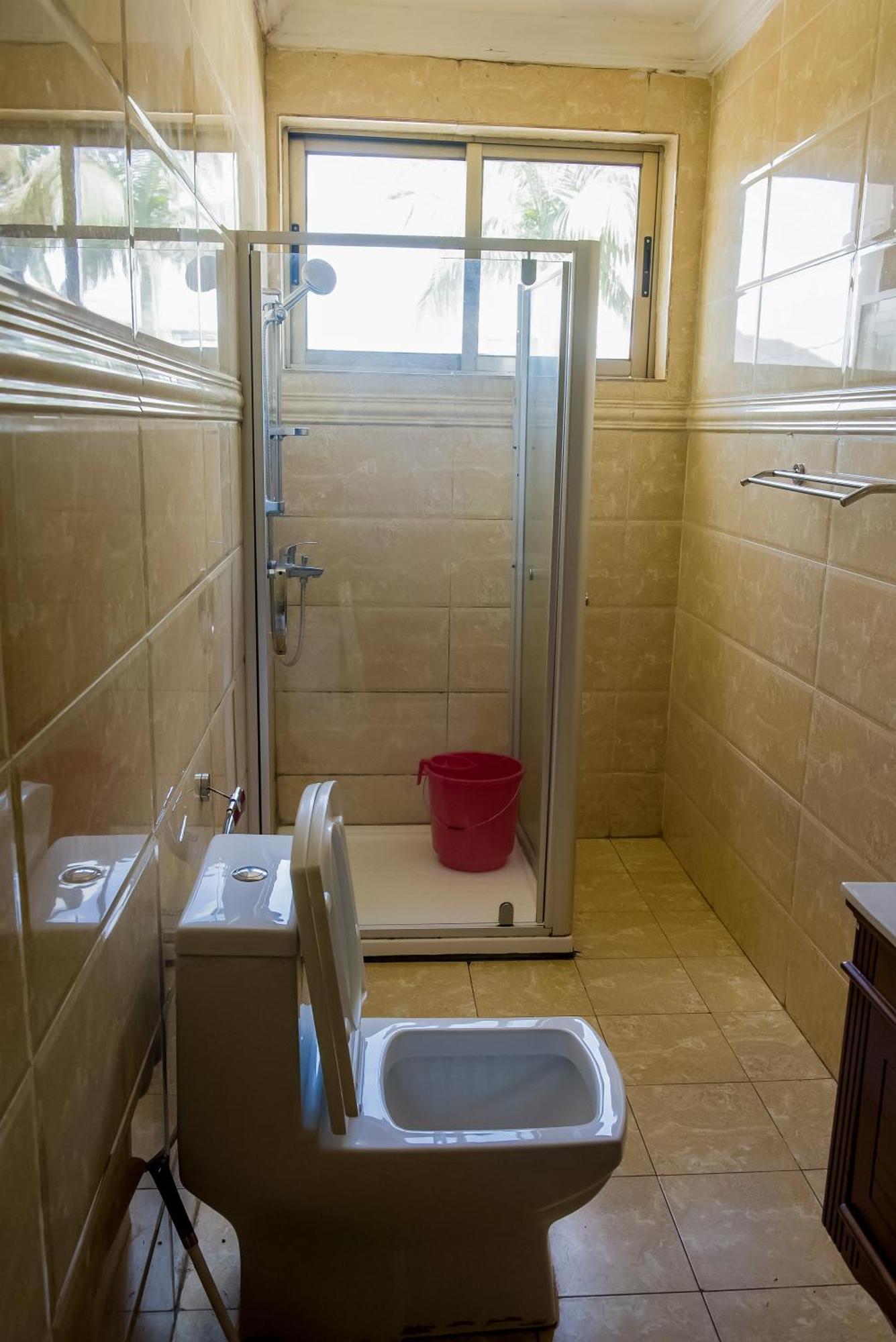 Adriel Homes Apartment Woodland Center Kigali Ngoại thất bức ảnh